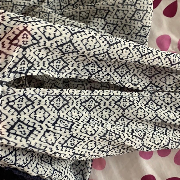 Maurice’s Blouse - Picture 5 of 5